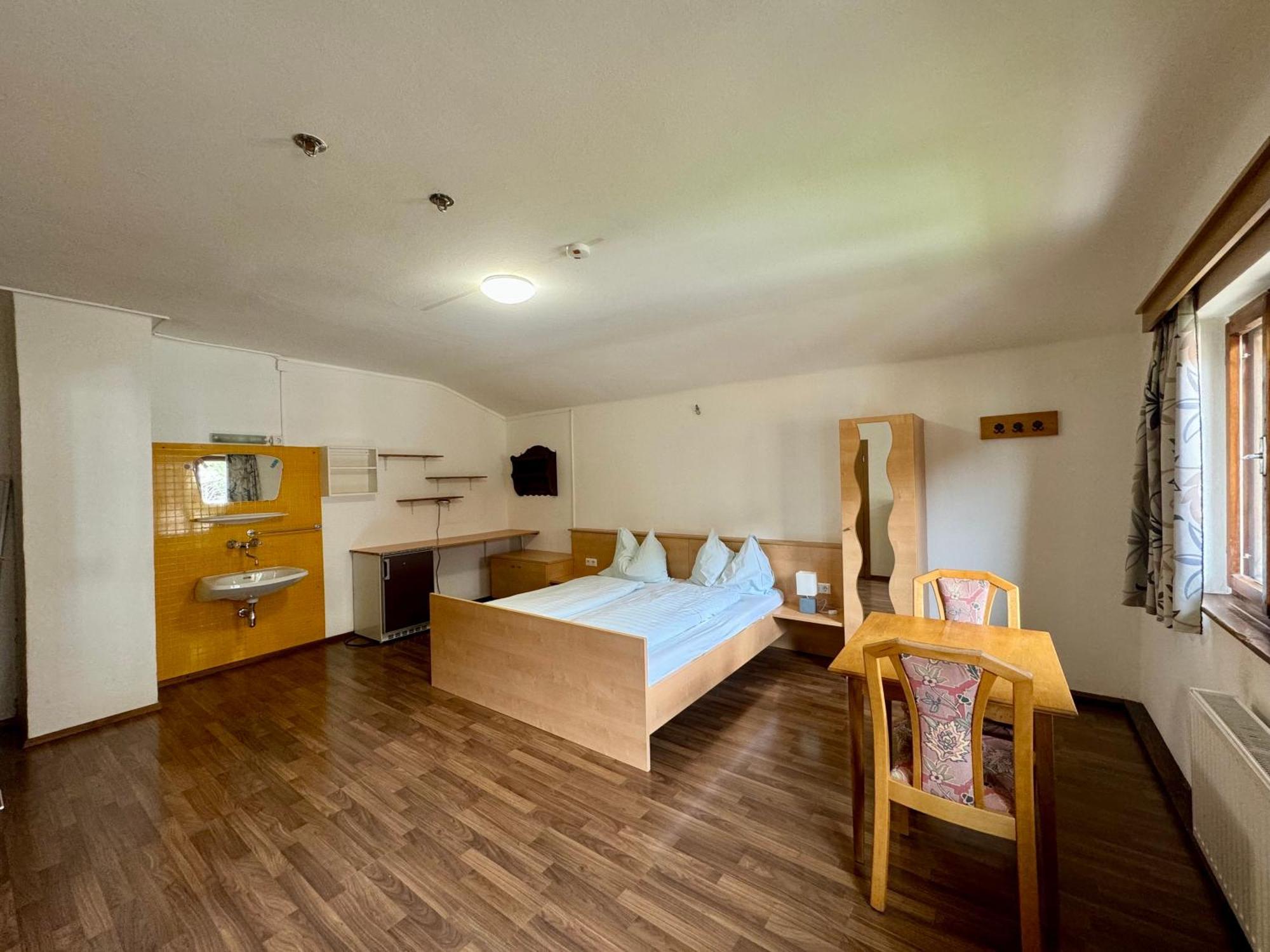 Skill Mountain Lodge - Ski Und Bike Hostel Im Sommer Mit Joker Card Saalbach-Hinterglemm Room photo